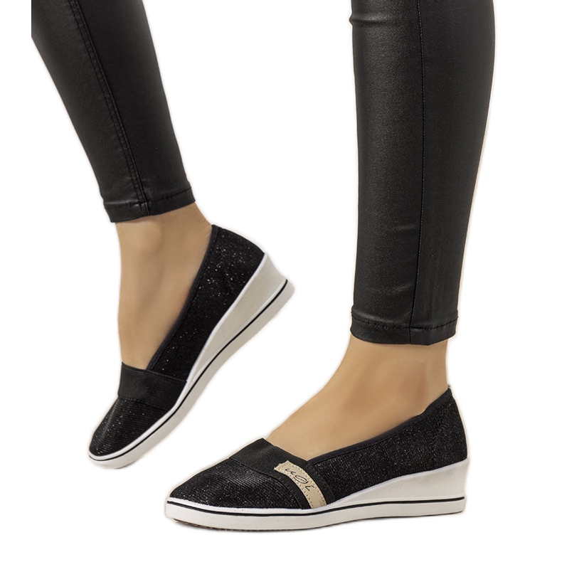 Tenisi negri cu pană de la Burris negru