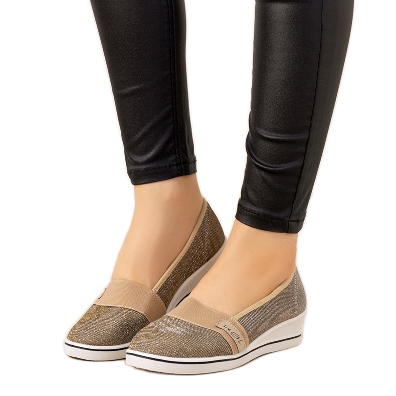 Adidasi Golden Burris cu pană de aur