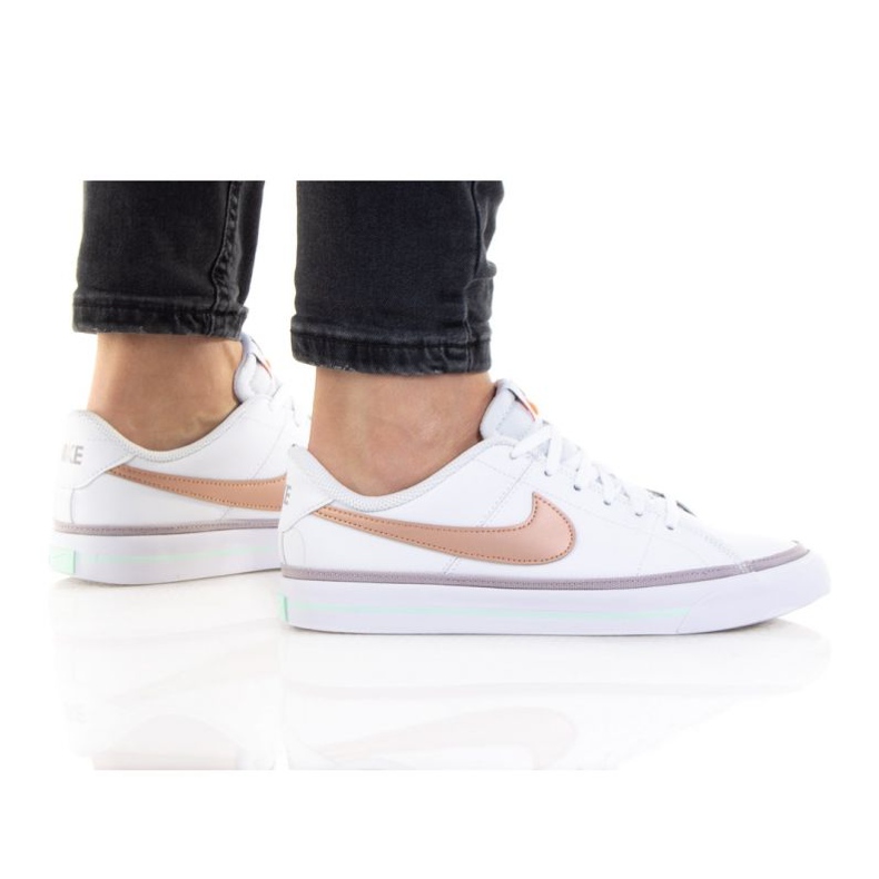 Pantofi Nike Court Legacy (GS) Jr DA5380-112 alb
