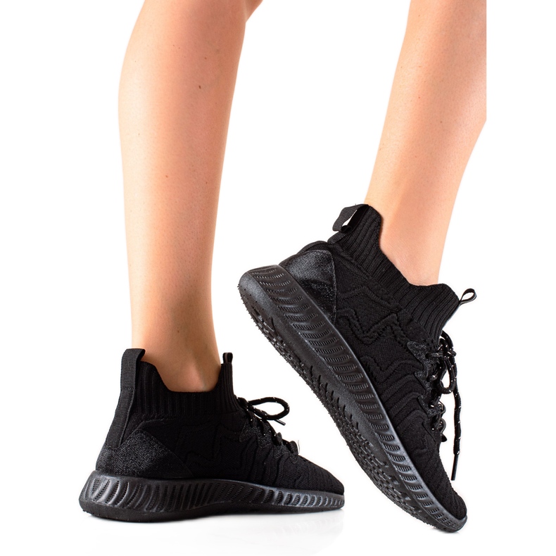 TRENDI Adidași negri la modă negru