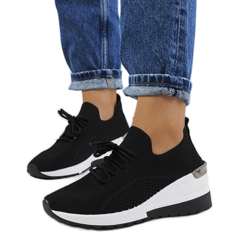 Tenisi negri pe pană Sabelia negru