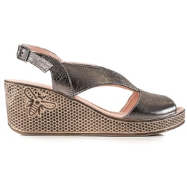 TRENDI Sandale din piele argintie pe pană gri TRENDI Sandale din piele argintie pe pană gri