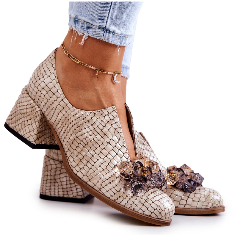 PA2 Tocuri Elegante De Piele Cu Decor Bej Delaver