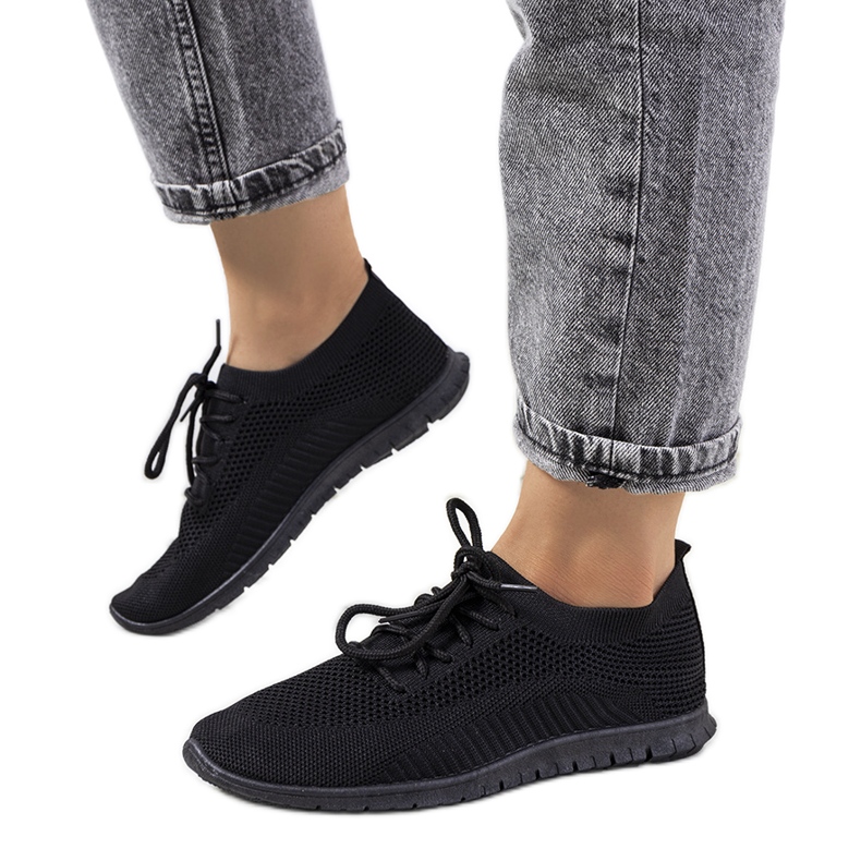 Tenisi Bertens negri negru