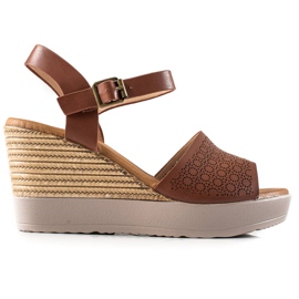 Clowse Sandale ușoare pe un toc de pană maro Clowse Sandale ușoare pe un toc de pană maro