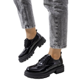 Pantofi negri pe talpa de tractor de la Markus negru