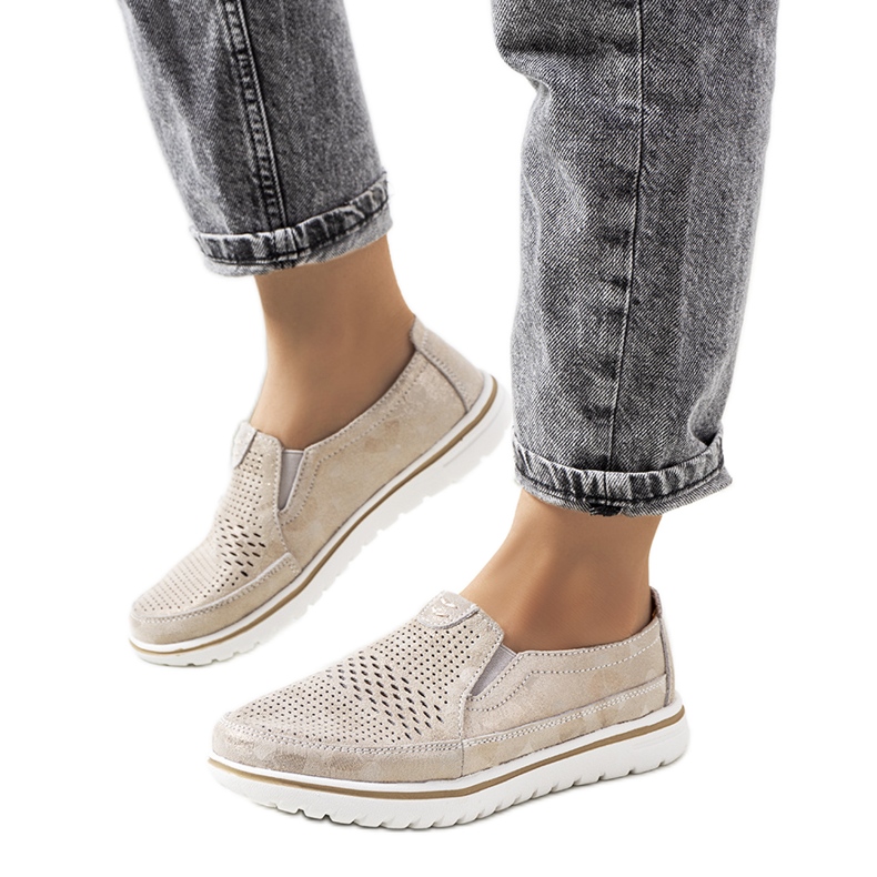 Pantofi din piele bej Wiggen de aur