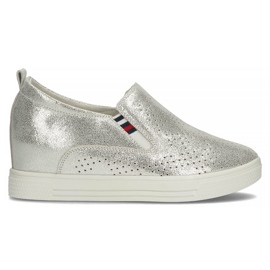 Pantofi din piele Filippo DP1356 / 22 Si argintiu Pantofi din piele Filippo DP1356 / 22 Si argintiu