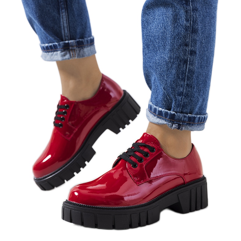 Pantofi roșii lăcuți de la Eileen roșu Pantofi roșii lăcuți de la Eileen roșu