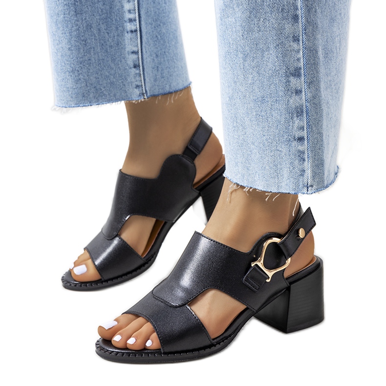 BM Sandale negre pe stâlpul Lamia negru