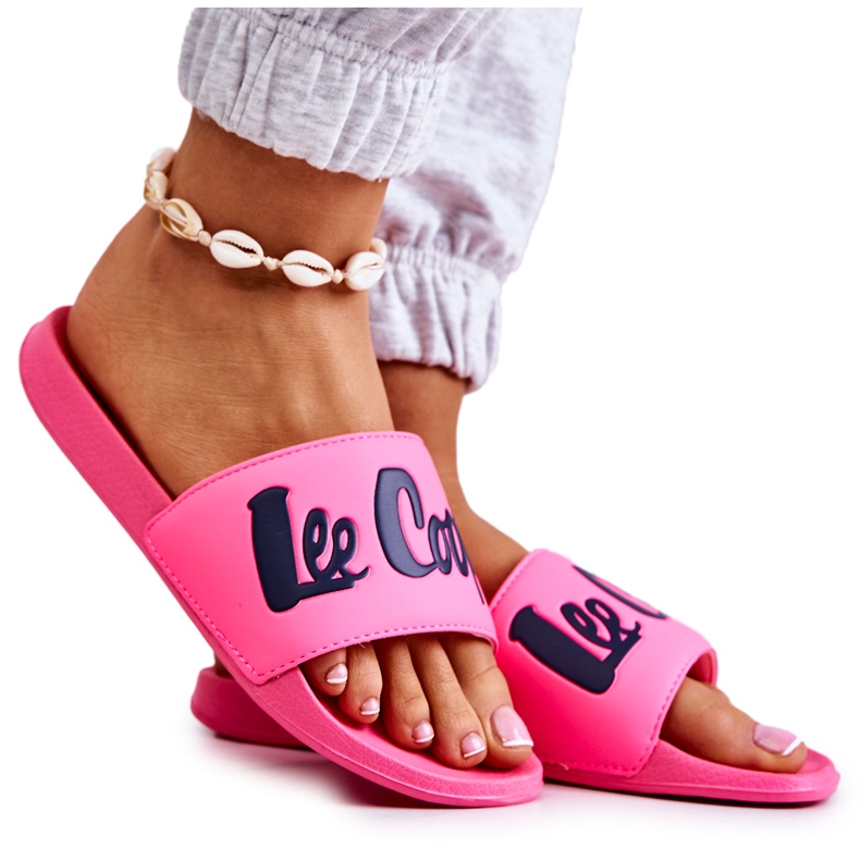Papuci de damă Lee Cooper LCW-22-42-1000 Neon Pink roz