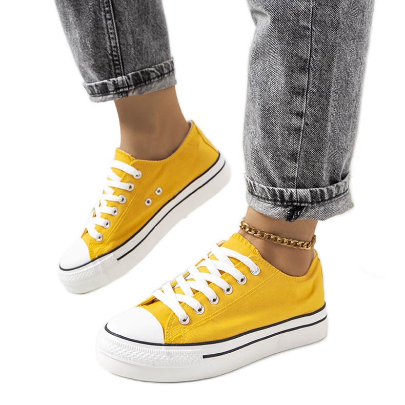 Tenisi galbeni pe platforma Wessel