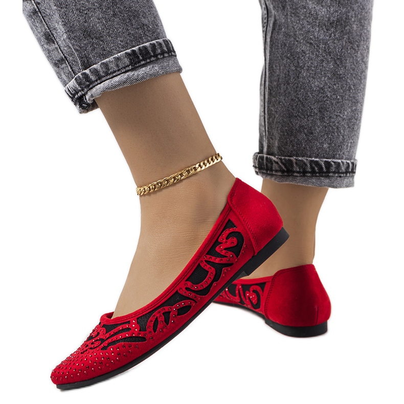 Balerini roșii cu ornamente Selam ajurate negru roșu