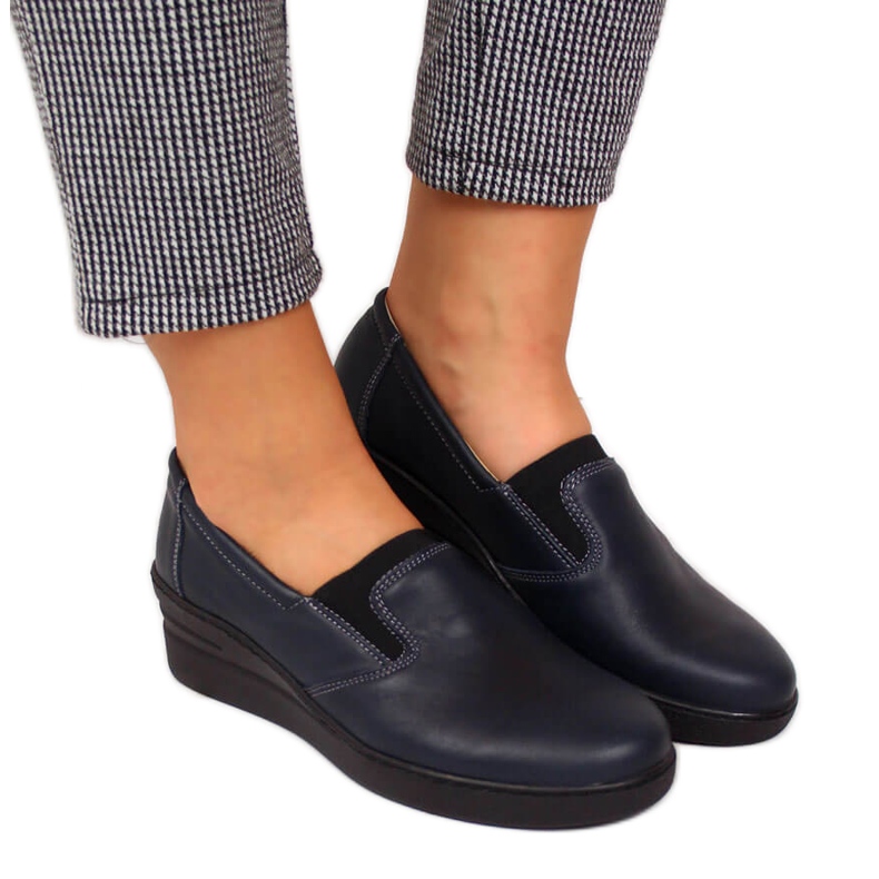 Pantofi de dama comozi din piele, bleumarin Helios 349 albastru marin Pantofi de dama comozi din piele, bleumarin Helios 349 albastru marin