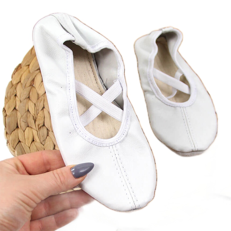 Balerini din piele pe benzi elastice, alb Nazo