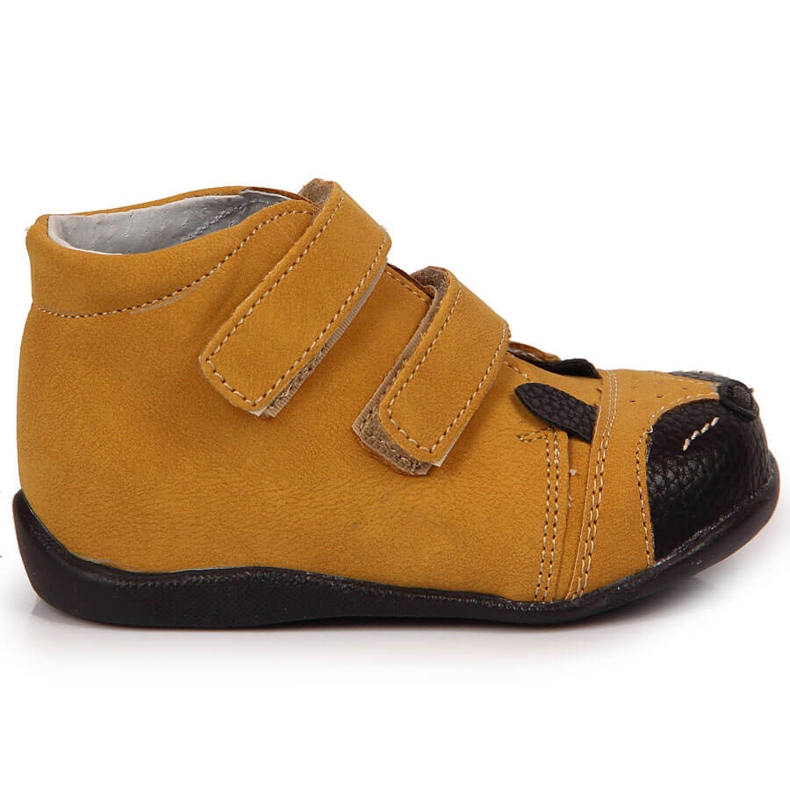 Pantofi pentru baieti cu velcro camel Kornecki 6448 maro Pantofi pentru baieti cu velcro camel Kornecki 6448 maro