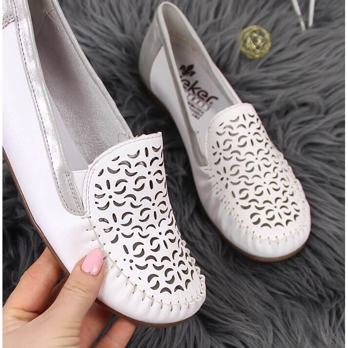 Mocasini alb din piele ajurata Rieker L6350-80