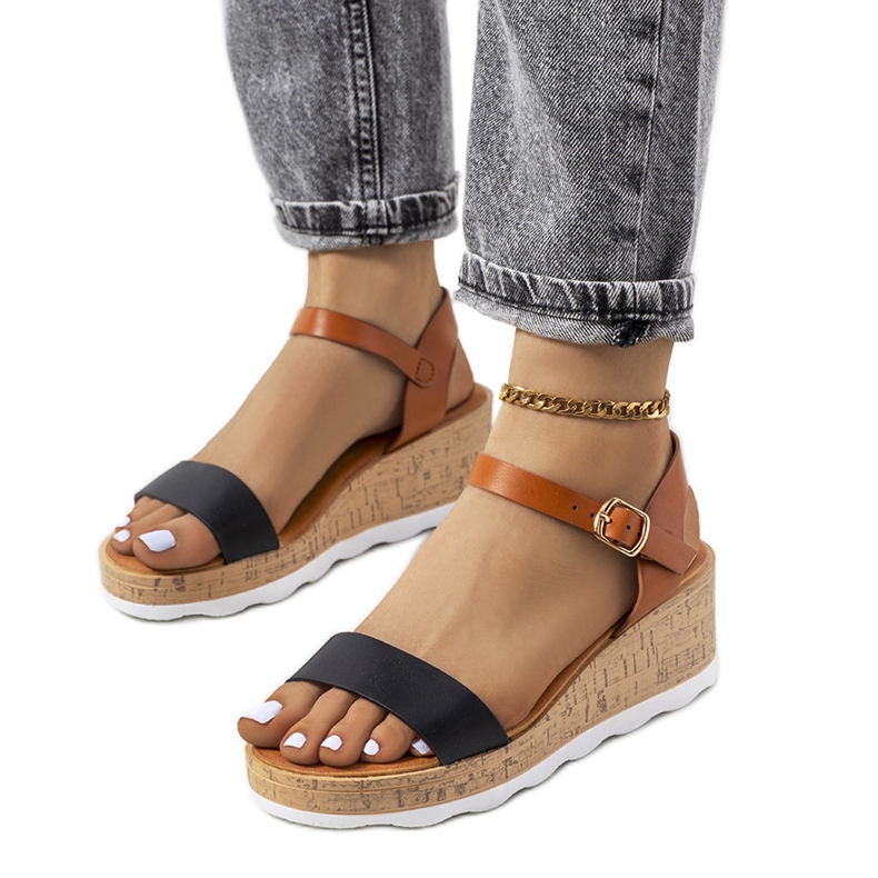 Sandale cu pană negre de la Taylah maro