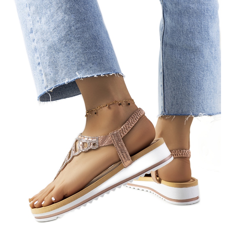 Sandale cu platformă Ahola roz