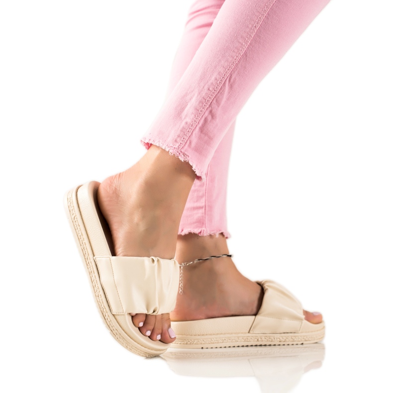 SHELOVET Papuci bej pe platformă