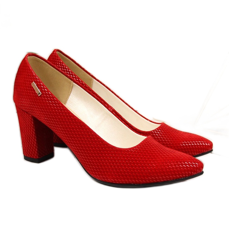 Pompe pe post roșu Monique