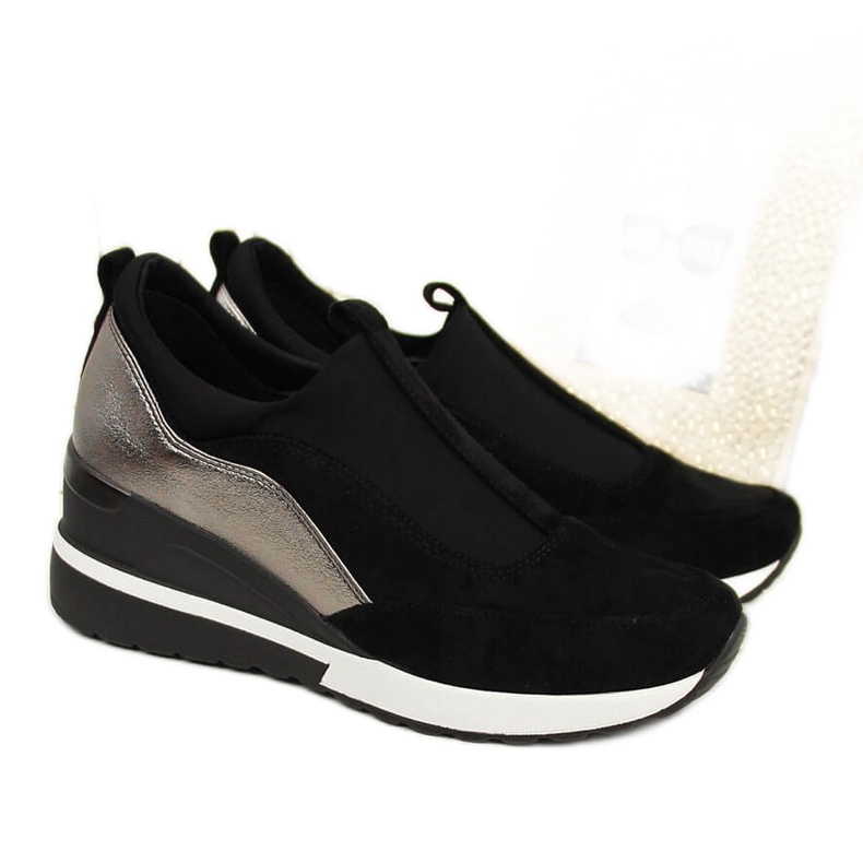 Tenisi de damă cu pană negri și argintii Vinceza negru