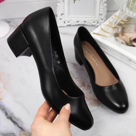 Black Pumps la un bloc de la W Sergio Leone negru Black Pumps la un bloc de la W Sergio Leone negru