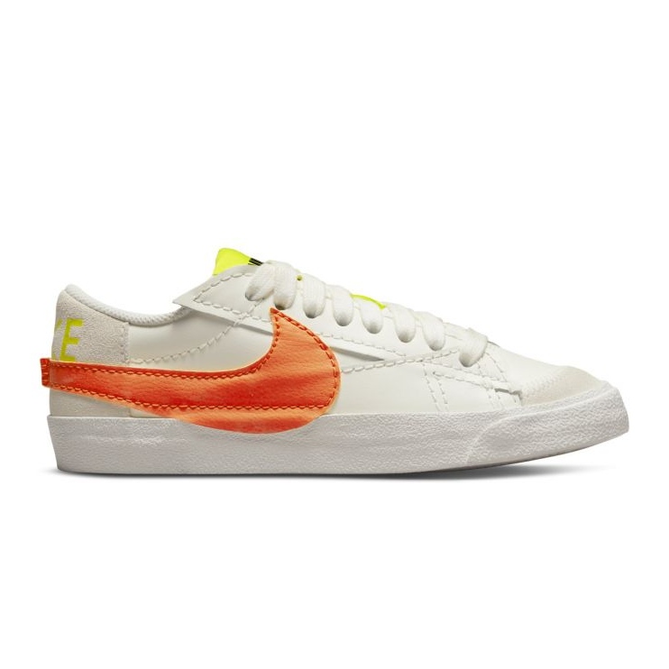 Pantofi Nike Blazer Low '77 Jumbo W DQ1470-103 alb