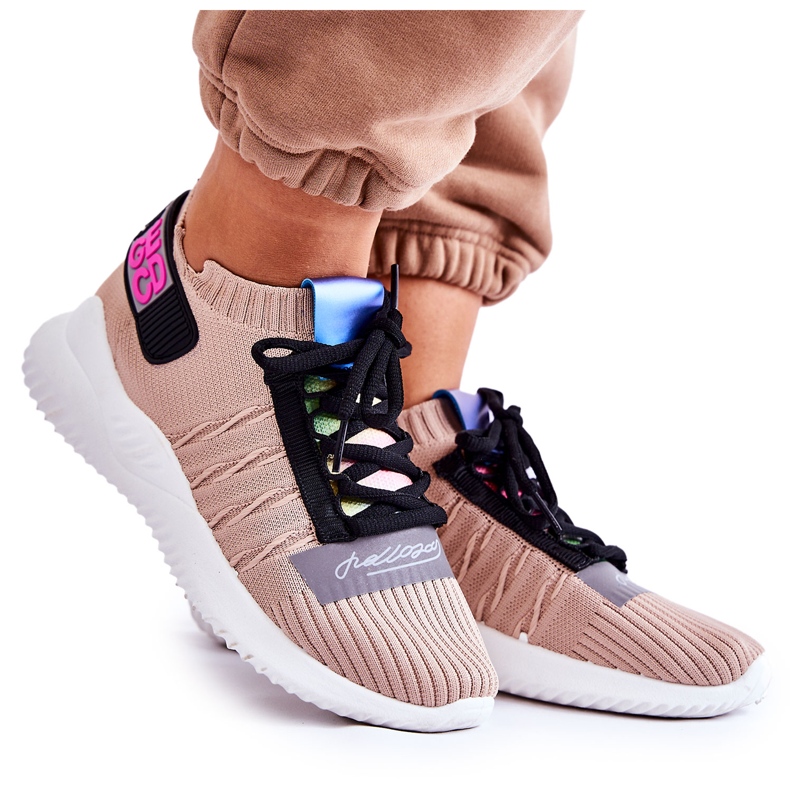 Pantofi sport de damă, pantofi slip-on, bej Klayra Pantofi sport de damă, pantofi slip-on, bej Klayra