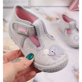 Papuci pentru fete cu Velcro gri Befado cu un elefant