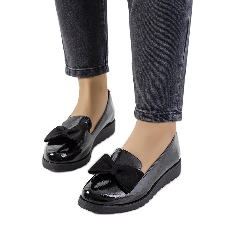 BM Pantofi lacuiti negri Voeren negru