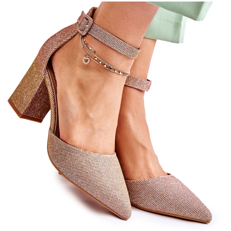 WS1 Pompe strălucitoare pe o bară Aur închis Amira de aur WS1 Pompe strălucitoare pe o bară Aur închis Amira de aur