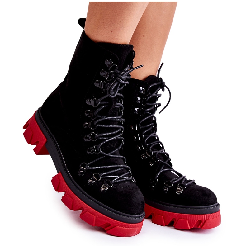 Cizme de muncitor din piele intoarsa calde legate Pierro negru si rosu Cizme de muncitor din piele intoarsa calde legate Pierro negru si rosu