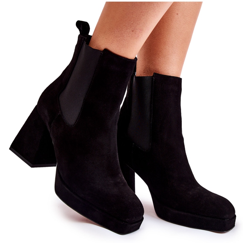 Cizme din piele intoarsa pe toc gros Laura Messi 2519 negru