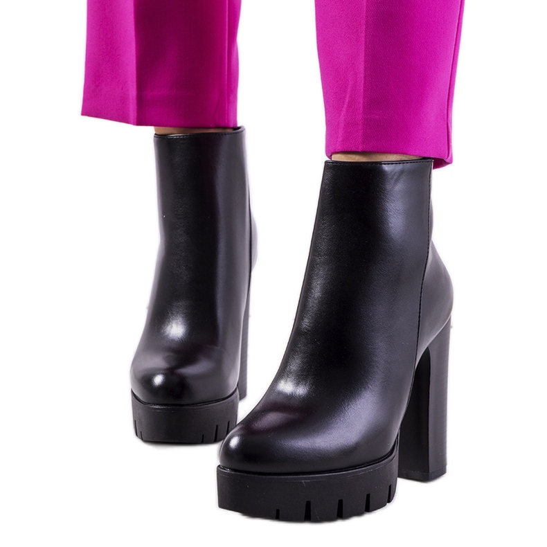 Cizme negre cu toc de la Karlo negru