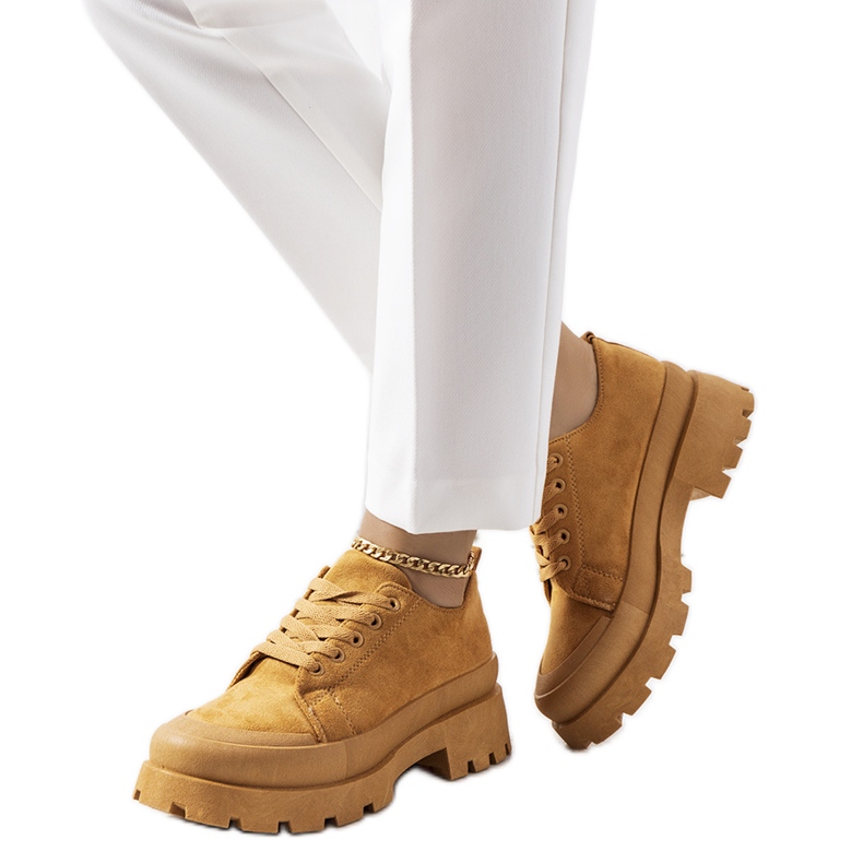 Tenisi maro pe platforma Dearth Tenisi maro pe platforma Dearth