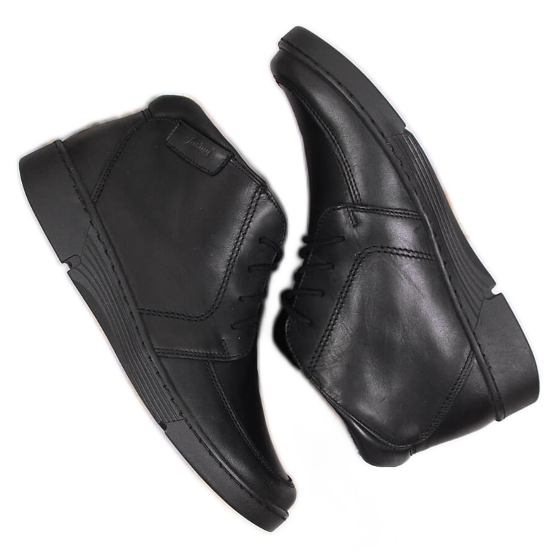 Łukbut Cizme izolate confortabile din piele neagră pentru femei Lukbut 675 negru