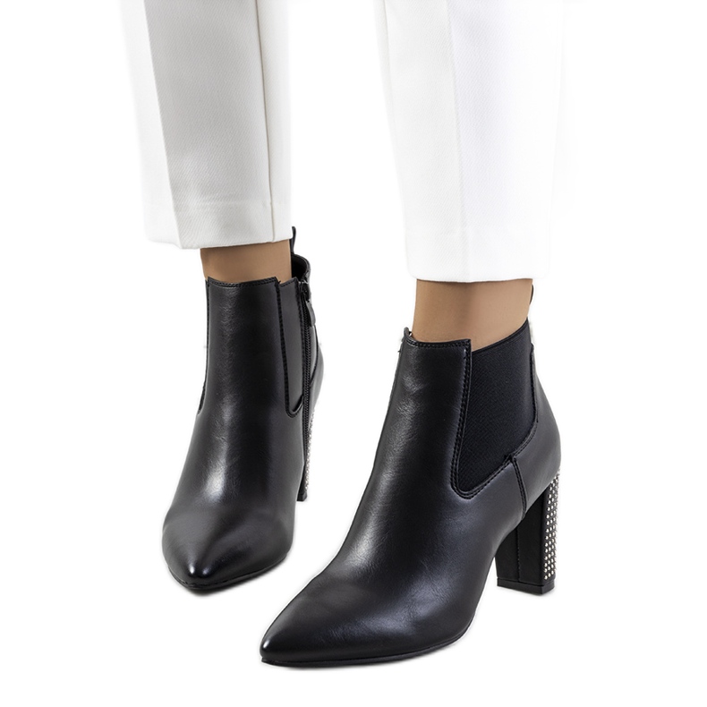 BM Botine negre pe postul Rochdale negru