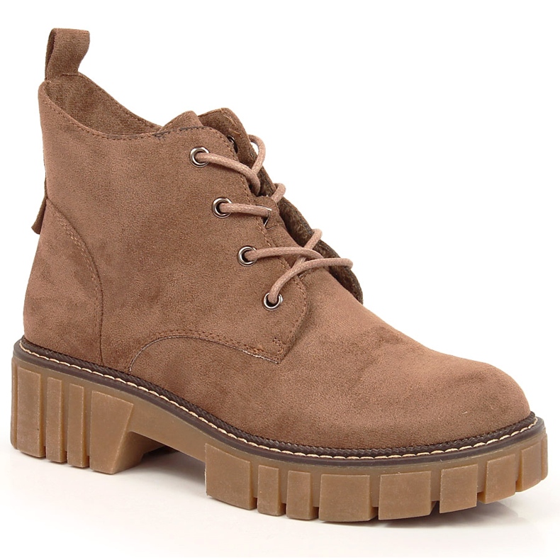 Lucrători căptușiți pentru femei pe o platformă de piele intoarsa maro de Sergio Leone