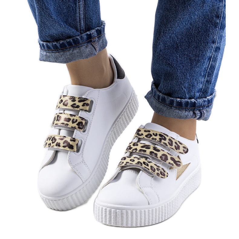 Tenisi albi Pitmerden de aur