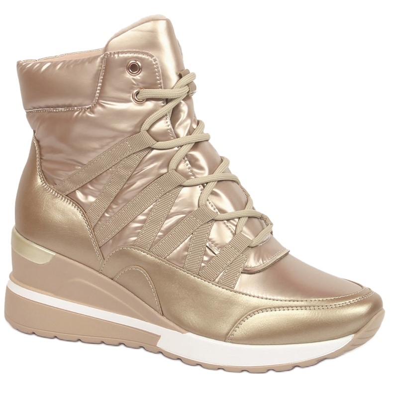 Cizme de damă, adidași pe o pană de aur Potocki