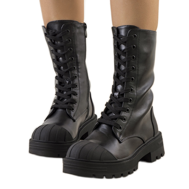 Capcani negri Kerner negru