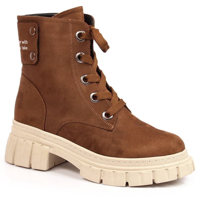 Muncitori de piele intoarsa pentru femei pe o platforma captusita maro de T.Sokolski