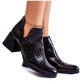 PA2 Botine Lăcuite Cu Decupaje Crocodil Motiv Dalros Negru PA2 Botine Lăcuite Cu Decupaje Crocodil Motiv Dalros Negru