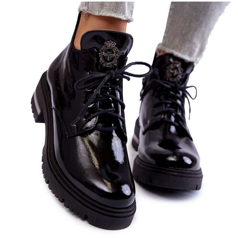 Cizme lăcuite de damă, cu toc plat, negru Charline Cizme lăcuite de damă, cu toc plat, negru Charline