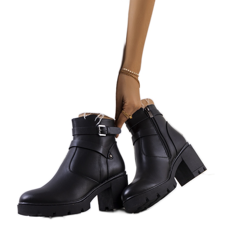 Cizme negre pe talpa Centret de tractor negru