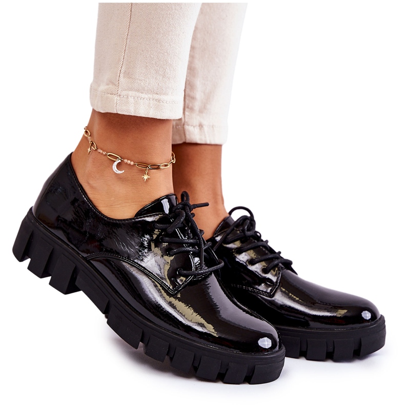 Vinceza Pantofi lăcuiți la modă legați Black Gwendy negru