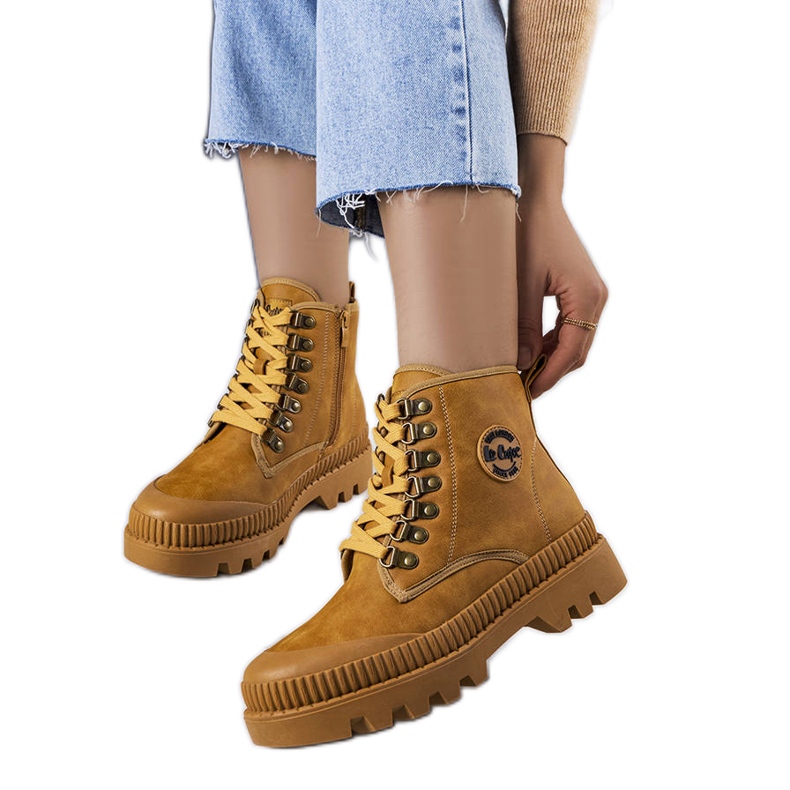 Cizme izolate camel LCJ-22-44-1339L Lee Cooper bej