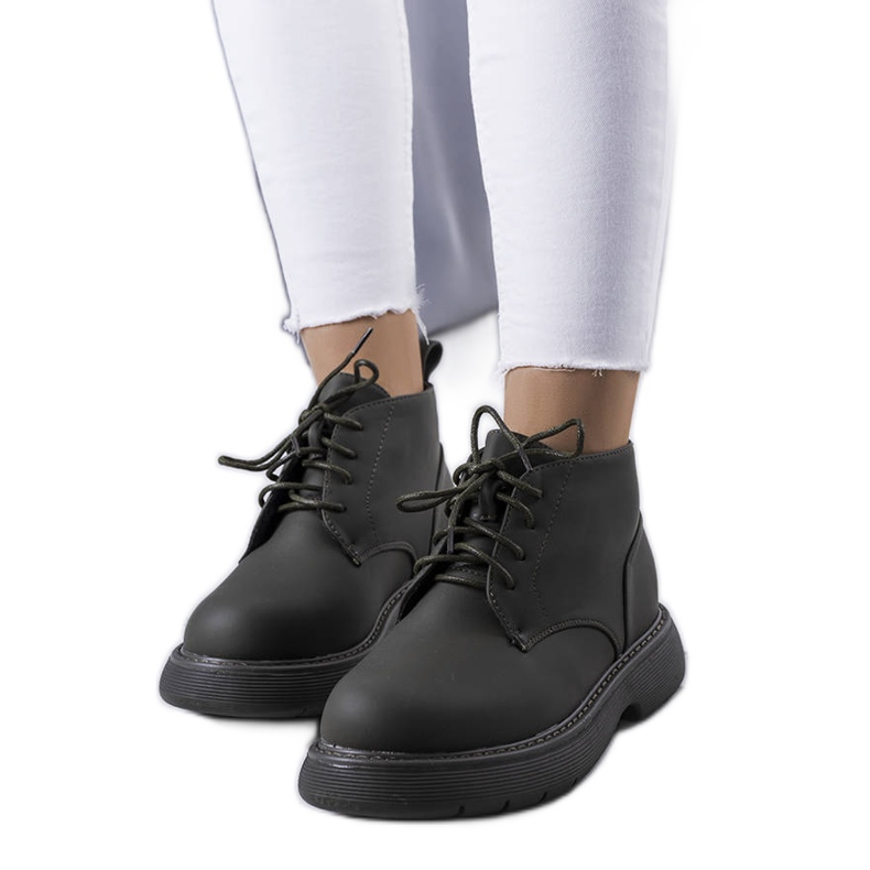 Cizme izolate verde Savino