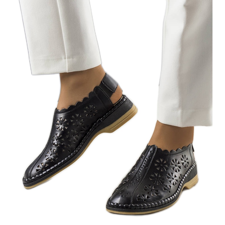 PA1 Papuci Ferre negri ajurati negru